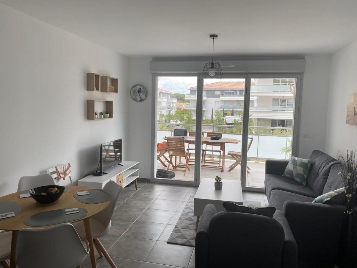 Appartement Neuf Moderne Avec Piscine Puget-sur-Argens Exterior foto